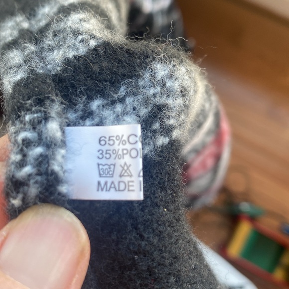 Burgundy black white & gray plaid Shawl wrap One Size - Picture 4 of 7